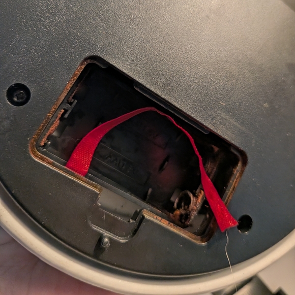 Betty Boop Glass Dome Clock - Picture 11 of 11